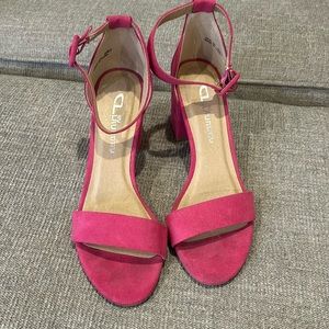 Pink heels women’s size 6